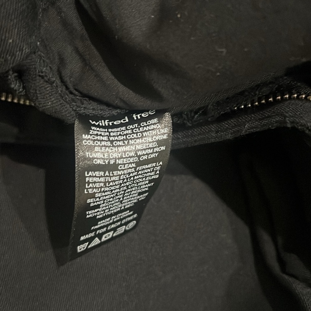 Wilfred free black cargo wide pant size 8 - Picture 5 of 8